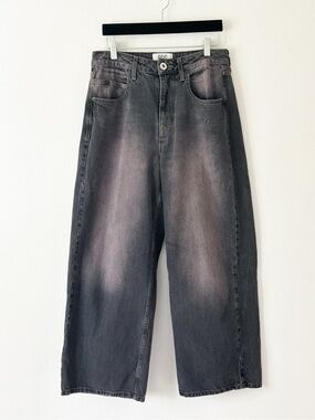BDG Wide Leg Jeans